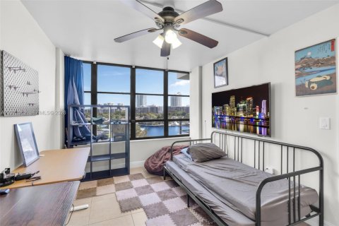 Condominio en alquiler en Hallandale Beach, Florida, 2 dormitorios, 96.62 m2 № 2075068 - foto 20