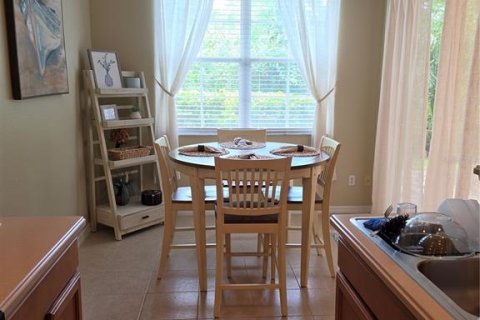 Townhouse in Kissimmee, Florida 3 bedrooms, 156.63 sq.m. № 2376661 - photo 13