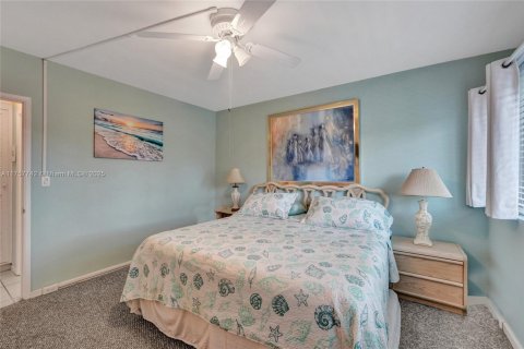 Condominio en venta en Deerfield Beach, Florida, 1 dormitorio, 83.61 m2 № 1863455 - foto 28