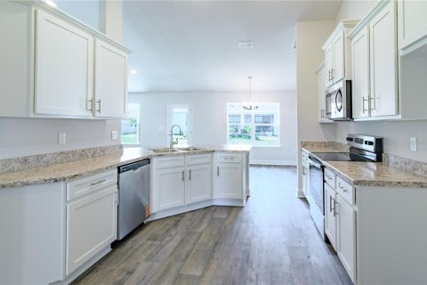 House in Palm Coast, Florida 4 bedrooms, 163.51 sq.m. № 2208174 - photo 13