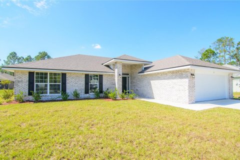 House in Palm Coast, Florida 4 bedrooms, 163.51 sq.m. № 2208174 - photo 5