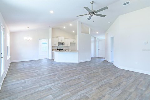House in Palm Coast, Florida 4 bedrooms, 163.51 sq.m. № 2208174 - photo 22