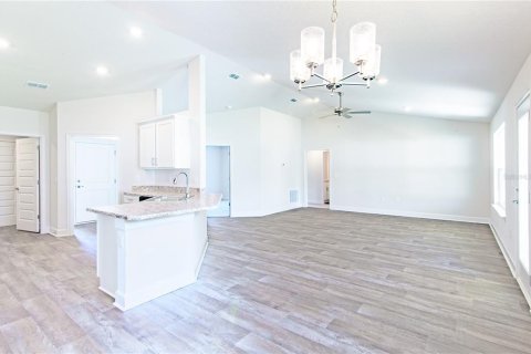 House in Palm Coast, Florida 4 bedrooms, 163.51 sq.m. № 2208174 - photo 21