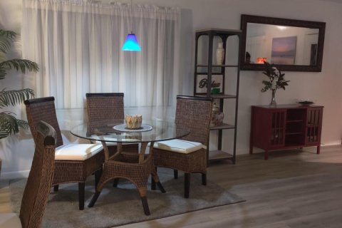 Condo in Delray Beach, Florida, 1 bedroom  № 2181921 - photo 5