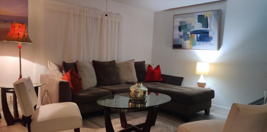 Condo in Delray Beach, Florida, 1 bedroom  № 2181921