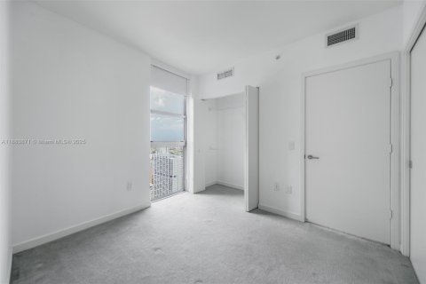 Снять в аренду кондоминиум в Майами, Флорида 2 спальни, 84.54м2, № 1924436 - фото 15