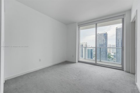 Снять в аренду кондоминиум в Майами, Флорида 2 спальни, 84.54м2, № 1924436 - фото 10