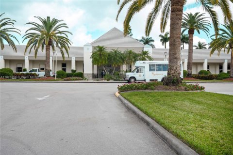 Copropriété à vendre à Coconut Creek, Floride: 2 chambres, 113.81 m2 № 1945779 - photo 18