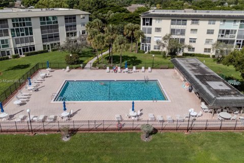 Copropriété à vendre à Coconut Creek, Floride: 2 chambres, 113.81 m2 № 1945779 - photo 30