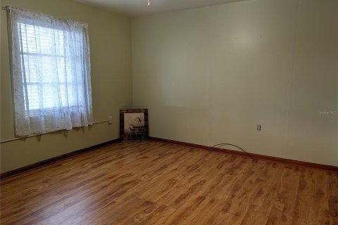 Купить виллу или дом в Белвью, Флорида 8 комнат, 121.89м2, № 2201006 - фото 26
