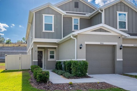Townhouse in Davenport, Florida 3 bedrooms, 156.73 sq.m. № 2214189