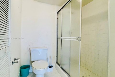 Condominio en venta en Pompano Beach, Florida, 2 dormitorios, 110.55 m2 № 1741474 - foto 19