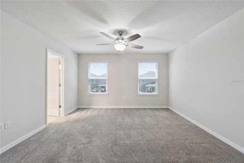 House in Kissimmee, Florida 3 bedrooms, 174.47 sq.m. № 2231989 - photo 11