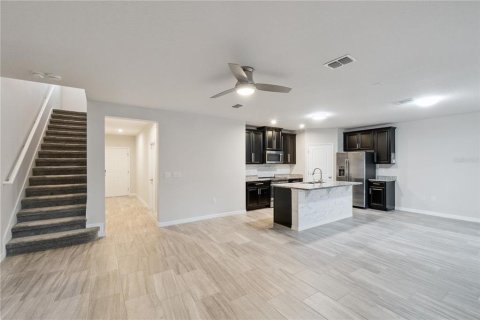 House in Kissimmee, Florida 3 bedrooms, 174.47 sq.m. № 2231989 - photo 4