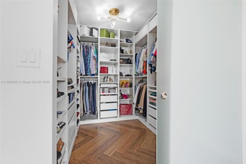 Copropriété à vendre à Hallandale Beach, Floride: 2 chambres, 132.85 m2 № 1955688 - photo 12