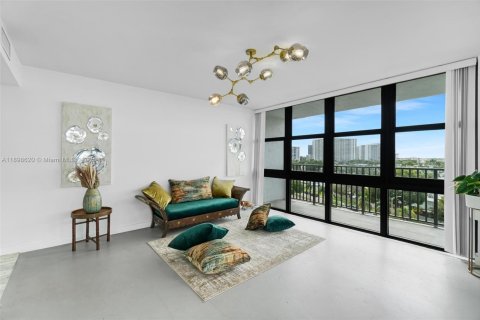 Copropriété à vendre à Hallandale Beach, Floride: 2 chambres, 132.85 m2 № 1955688 - photo 7