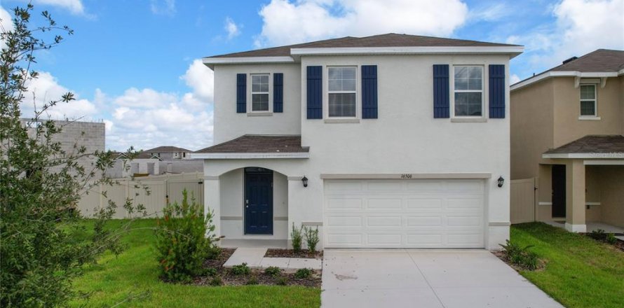 Villa ou maison à Wimauma, Floride 5 chambres, 234.3 m2 № 2432637