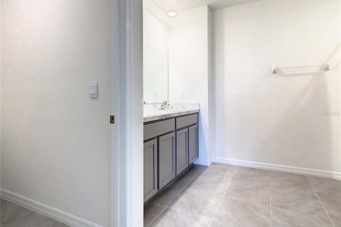 Villa ou maison à louer à Wimauma, Floride: 5 chambres, 234.3 m2 № 2432637 - photo 23