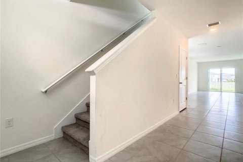 Villa ou maison à louer à Wimauma, Floride: 5 chambres, 234.3 m2 № 2432637 - photo 5