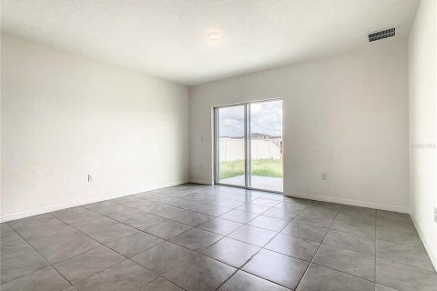 Villa ou maison à louer à Wimauma, Floride: 5 chambres, 234.3 m2 № 2432637 - photo 16