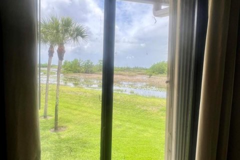 Condo in Palm Beach Gardens, Florida, 2 bedrooms  № 2146914 - photo 30