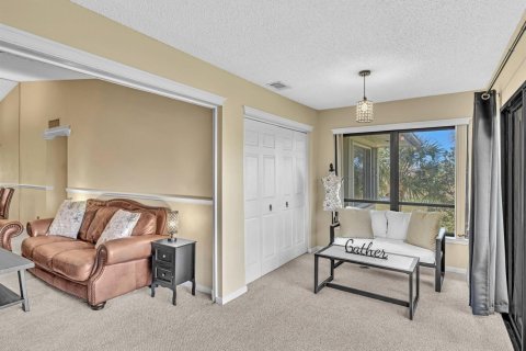 Condo in Palm Beach Gardens, Florida, 2 bedrooms  № 2146914 - photo 10
