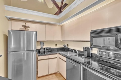 Condo in Palm Beach Gardens, Florida, 2 bedrooms  № 2146914 - photo 3