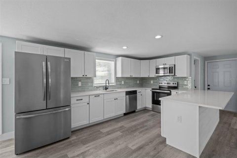Villa ou maison à vendre à Tarpon Springs, Floride: 3 chambres, 124.86 m2 № 2155593 - photo 13