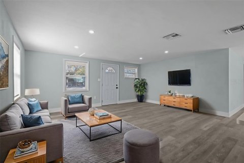Villa ou maison à vendre à Tarpon Springs, Floride: 3 chambres, 124.86 m2 № 2155593 - photo 4