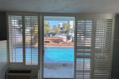 Condo in Clearwater, Florida, 1 bedroom  № 1788987 - photo 3