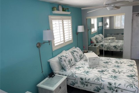 Condo in Clearwater, Florida, 1 bedroom  № 1788987 - photo 6