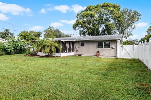 House in Lakeland, Florida 4 bedrooms, 129.32 sq.m. № 1901969 - photo 21