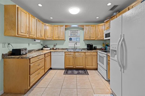 House in Lakeland, Florida 4 bedrooms, 129.32 sq.m. № 1901969 - photo 8