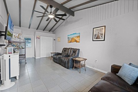House in Lakeland, Florida 4 bedrooms, 129.32 sq.m. № 1901969 - photo 11