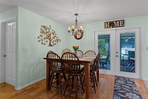 House in Lakeland, Florida 4 bedrooms, 129.32 sq.m. № 1901969 - photo 7