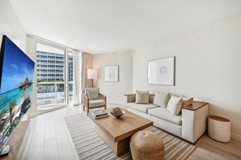 Condominio en venta en Fort Lauderdale, Florida, 1 dormitorio, 80.64 m2 № 2254613 - foto 9