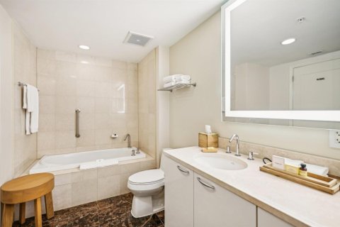 Condominio en venta en Fort Lauderdale, Florida, 1 dormitorio, 80.64 m2 № 2254613 - foto 22