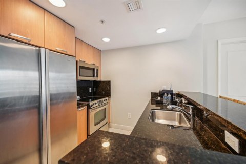 Condominio en venta en Fort Lauderdale, Florida, 1 dormitorio, 80.64 m2 № 2254613 - foto 5