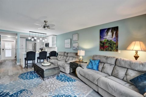 Condominio en venta en Pompano Beach, Florida, 2 dormitorios, 111.48 m2 № 1689446 - foto 14