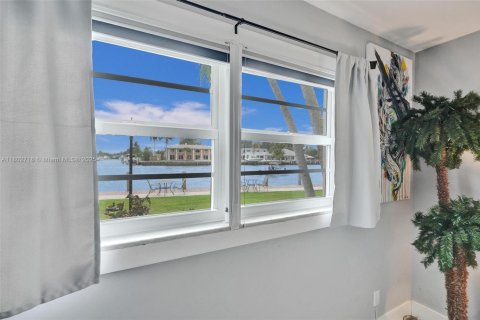 Condominio en venta en Pompano Beach, Florida, 2 dormitorios, 111.48 m2 № 1689446 - foto 29