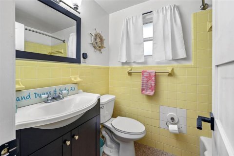 Villa ou maison à vendre à New Smyrna Beach, Floride: 2 chambres, 75.81 m2 № 2390862 - photo 13