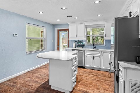 Villa ou maison à vendre à New Smyrna Beach, Floride: 2 chambres, 75.81 m2 № 2390862 - photo 10