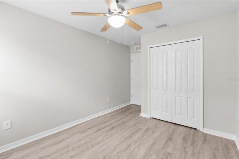 Casa en venta en Land O' Lakes, Florida, 4 dormitorios, 224.54 m2 № 1919874 - foto 18
