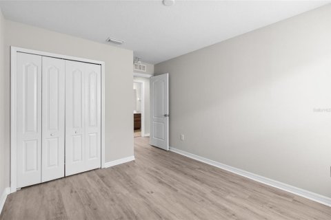 Casa en venta en Land O' Lakes, Florida, 4 dormitorios, 224.54 m2 № 1919874 - foto 16