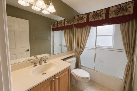 House in Lake Worth, Florida 3 bedrooms, 156.35 sq.m. № 2192583 - photo 7