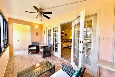 Condo in Punta Gorda, Florida, 2 bedrooms № 2111254 - photo 17