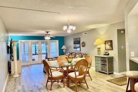 Condo in Punta Gorda, Florida, 2 bedrooms № 2111254 - photo 14