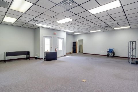 Immobilier commercial à vendre à Sebring, Floride: 3981.42 m2 № 2108655 - photo 28