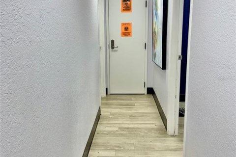 Immobilier commercial à vendre à Sebring, Floride: 3981.42 m2 № 2108655 - photo 14