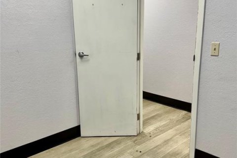 Immobilier commercial à vendre à Sebring, Floride: 3981.42 m2 № 2108655 - photo 15